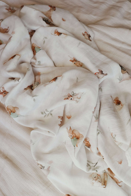 BABY MUSLIN SWADDLE LITTLE FRIENDS (120x120cm)